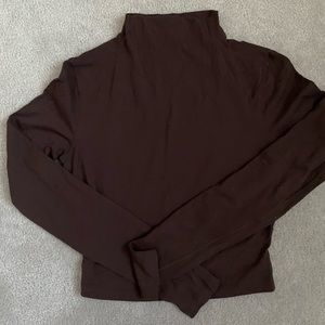 Lululemon align crop high neck long sleeve in size 4 - mocha colour - euc